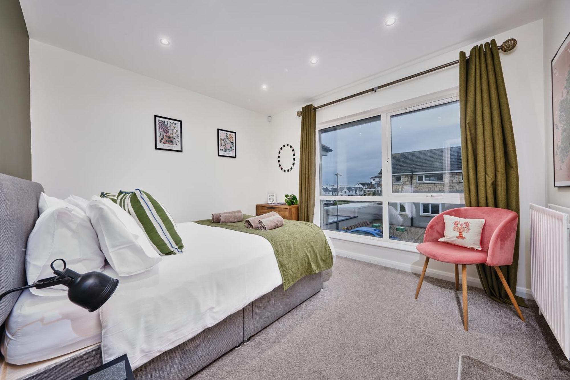 Portstewart Central Loft Apartment Bagian luar foto